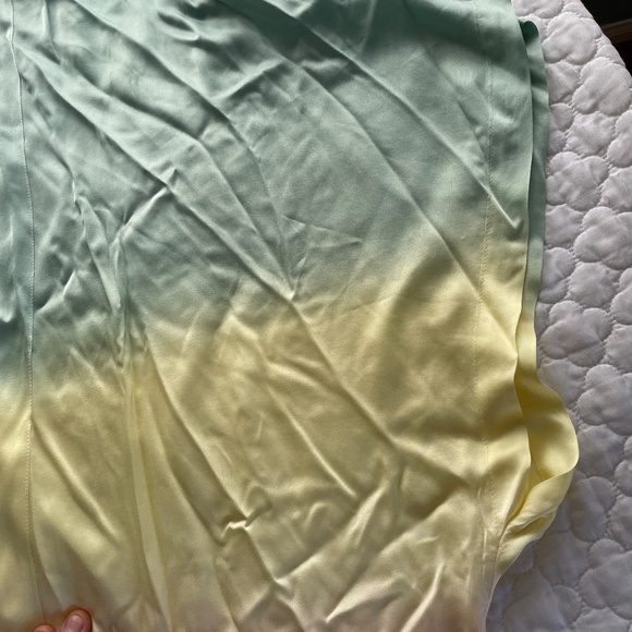 YFB Ombre Robe Dress One Size - Picture 3 of 5